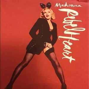 Madonna Rebel Heart Slim Fit Deep V T-Shirt Size L